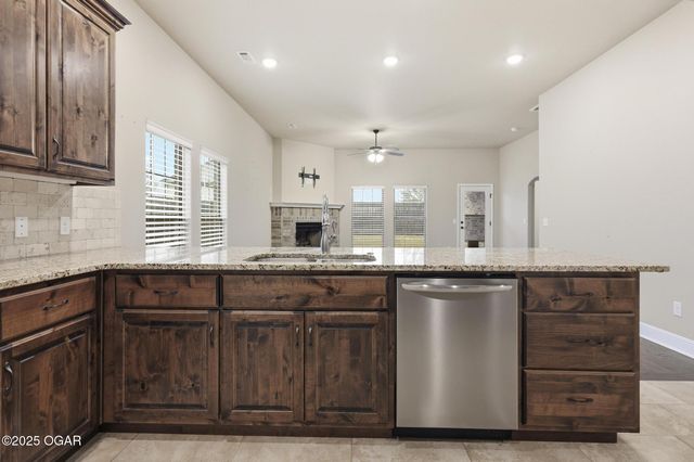 2020 Addis Peace Lane, Joplin, MO 64804