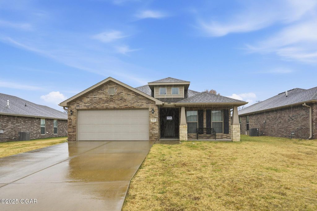 2020 Addis Peace Lane, Joplin, MO 64804