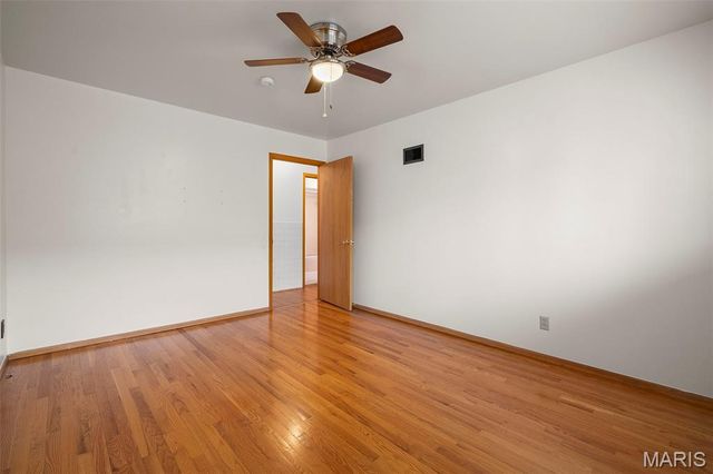 4718 Heege Road, St Louis, MO 63123