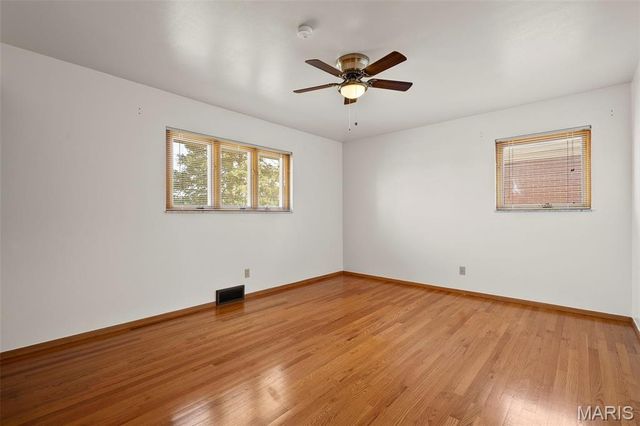 4718 Heege Road, St Louis, MO 63123