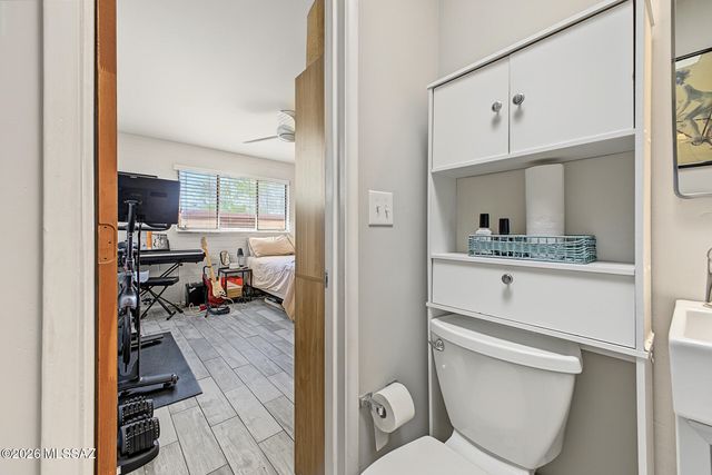 537 N Stewart Avenue, Tucson, AZ 85716