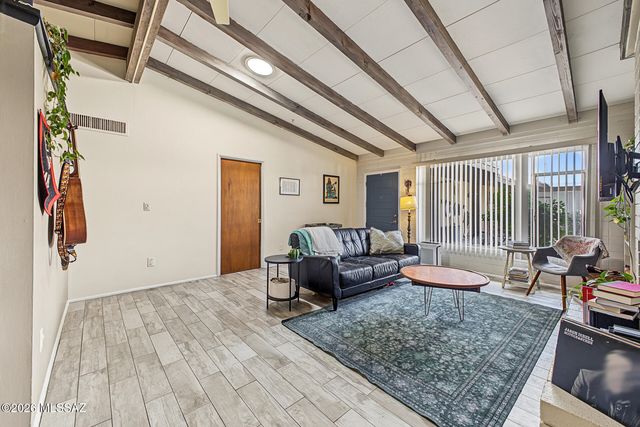 537 N Stewart Avenue, Tucson, AZ 85716