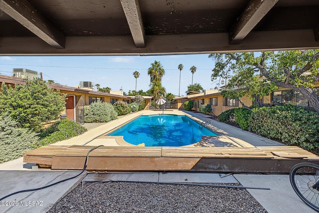 537 N Stewart Avenue, Tucson, AZ 85716