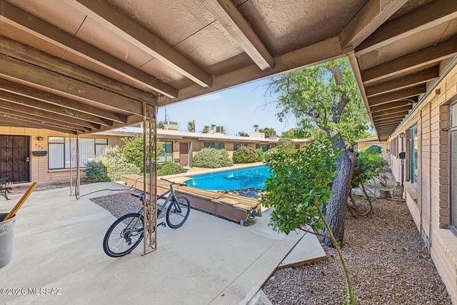 537 N Stewart Avenue, Tucson, AZ 85716