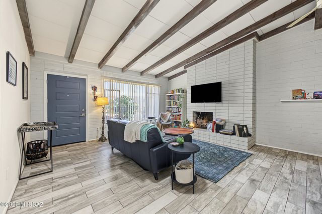 537 N Stewart Avenue, Tucson, AZ 85716