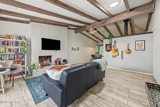 537 N Stewart Avenue, Tucson, AZ 85716