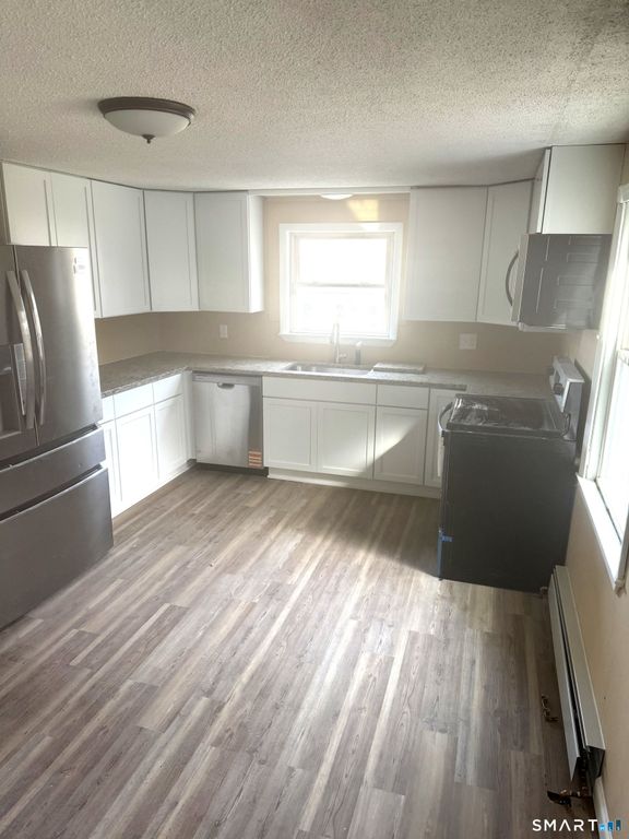 56 Bidwell Terrace, Middletown, CT 06457