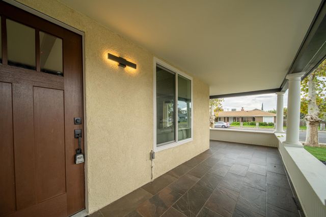 3060 7th St, Ceres, CA 95307