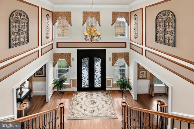75 WOODSIDE DR, Easton, PA 18042