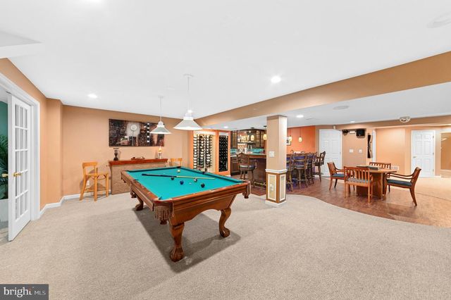 75 WOODSIDE DR, Easton, PA 18042