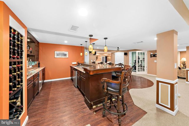75 WOODSIDE DR, Easton, PA 18042
