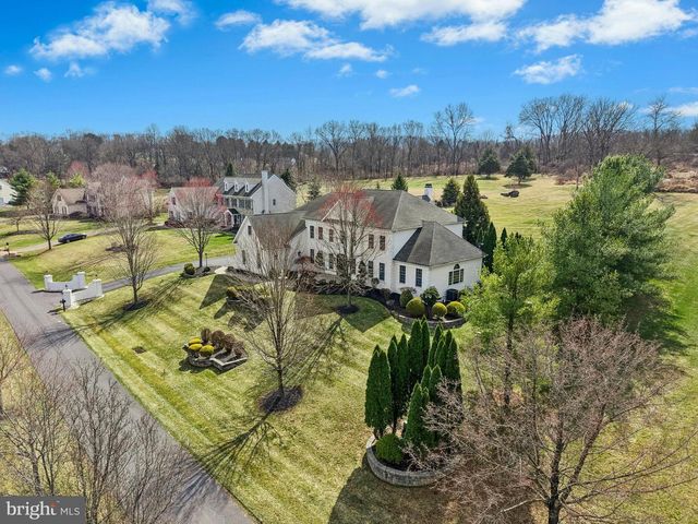 75 WOODSIDE DR, Easton, PA 18042
