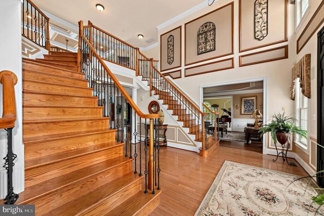 75 WOODSIDE DR, Easton, PA 18042