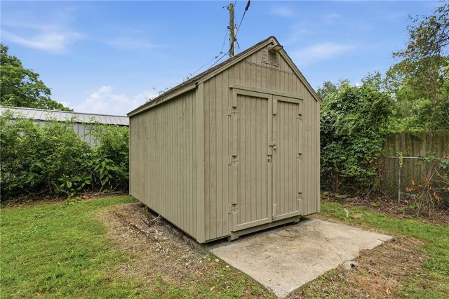 1902 W Granite Street, Siloam Springs, AR 72761