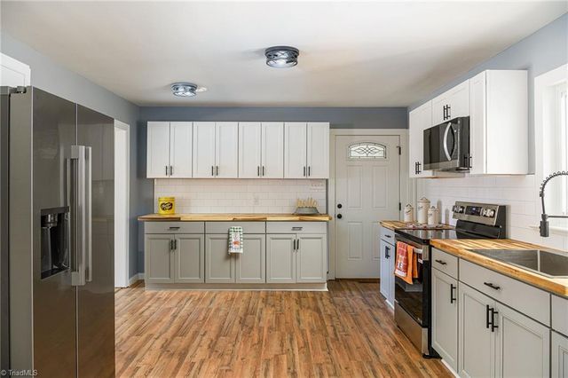 915 Fairview Drive, Lexington, NC 27292