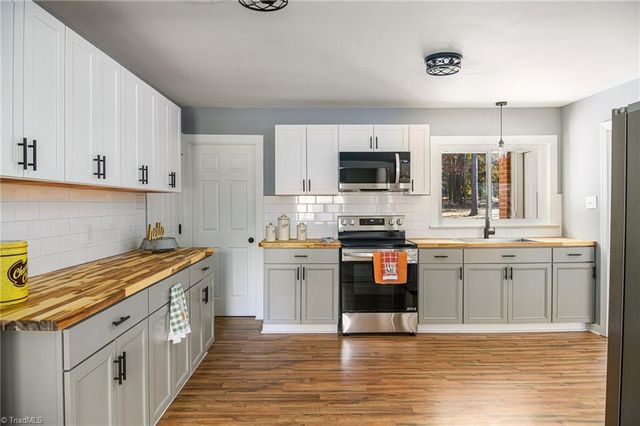 915 Fairview Drive, Lexington, NC 27292