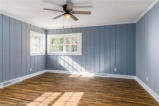 915 Fairview Drive, Lexington, NC 27292