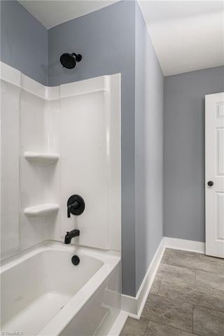 915 Fairview Drive, Lexington, NC 27292