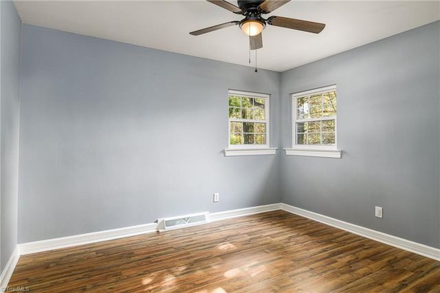 915 Fairview Drive, Lexington, NC 27292