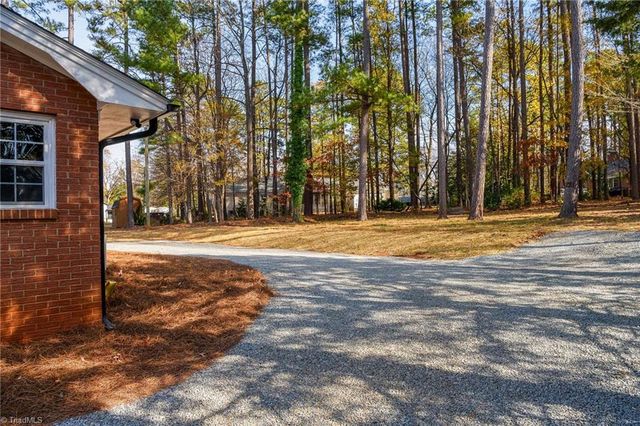 915 Fairview Drive, Lexington, NC 27292