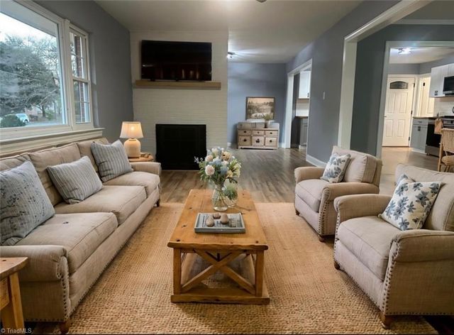 915 Fairview Drive, Lexington, NC 27292