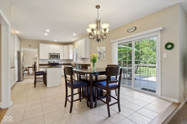 5762 Meadowlark Place, Carmel, IN 46033