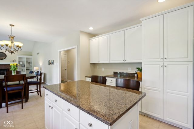 5762 Meadowlark Place, Carmel, IN 46033
