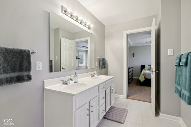 5762 Meadowlark Place, Carmel, IN 46033