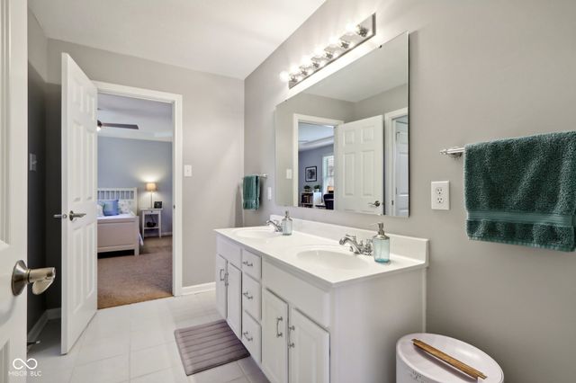 5762 Meadowlark Place, Carmel, IN 46033