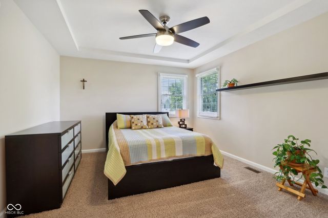 5762 Meadowlark Place, Carmel, IN 46033
