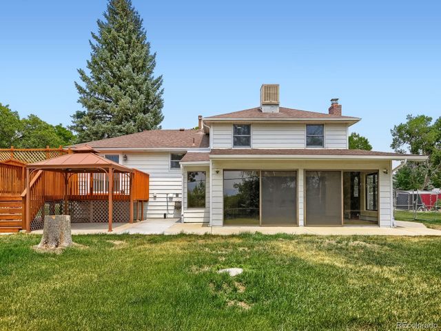 12875 Hillcrest Drive, Longmont, CO 80504