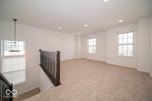 6887 Pine Vail Boulevard, Mccordsville, IN 46055