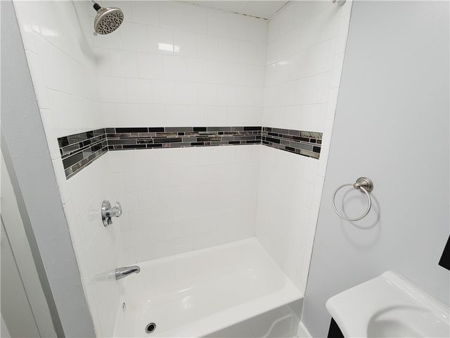17 FRUIT HILL AVE Avenue 2, Providence, RI 02909