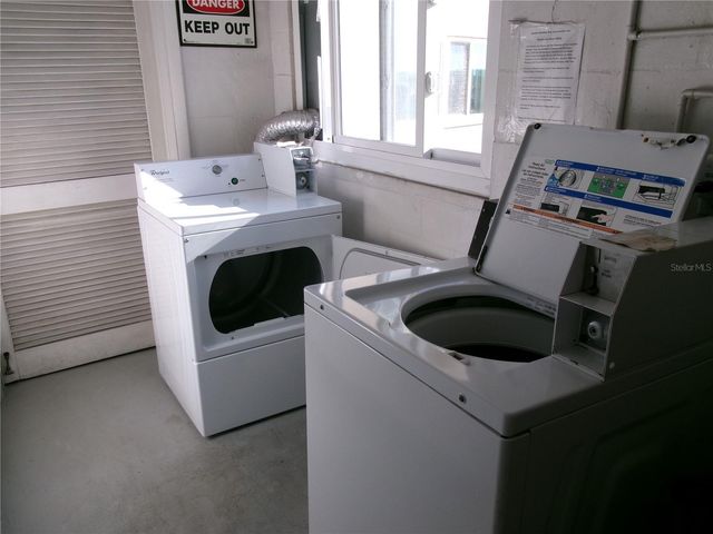 8950 PARK BOULEVARD 603, Seminole, FL 33777