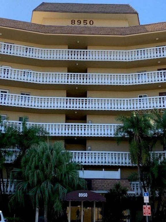 8950 PARK BOULEVARD 603, Seminole, FL 33777