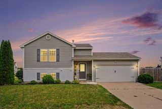 11720 E Bear Meadows Drive, Alto, MI 49302