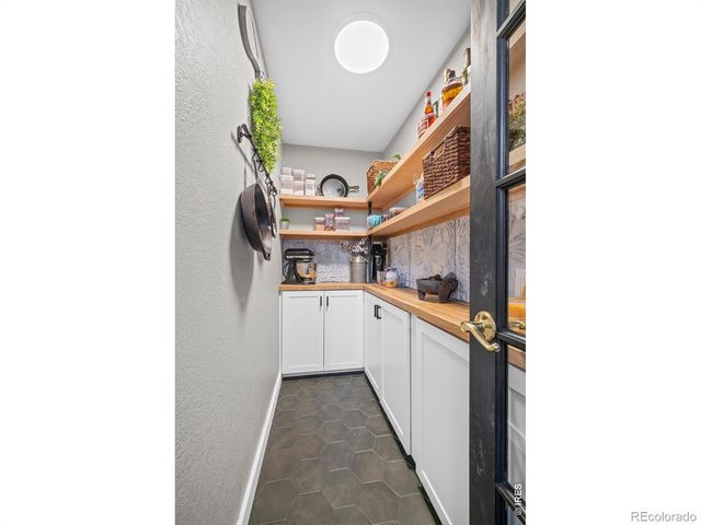 7815 Dry Willow Way, Colorado Springs, CO 80908