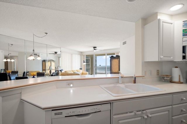 1170 GULF BOULEVARD 1203, Clearwater, FL 33767