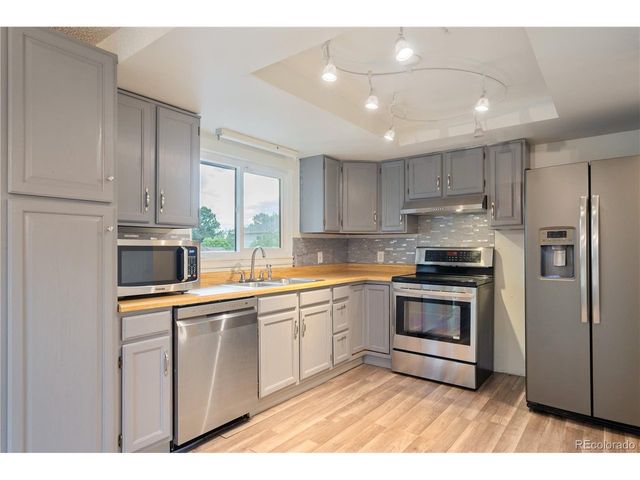 4943 Scranton St, Denver, CO 80239