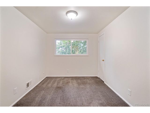 4943 Scranton St, Denver, CO 80239