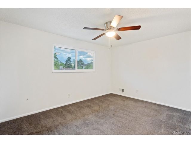 4943 Scranton St, Denver, CO 80239
