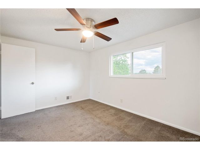 4943 Scranton St, Denver, CO 80239