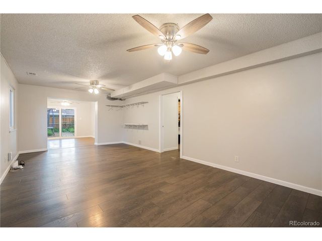 4943 Scranton St, Denver, CO 80239