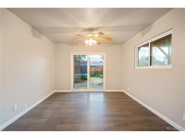 4943 Scranton St, Denver, CO 80239