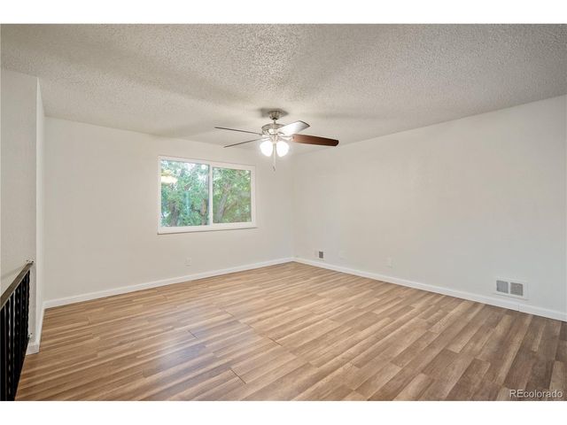 4943 Scranton St, Denver, CO 80239