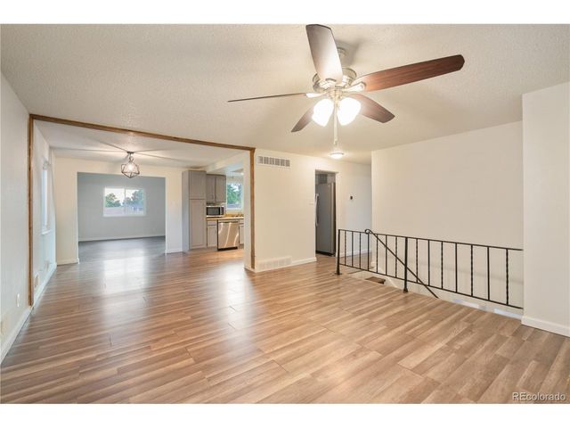 4943 Scranton St, Denver, CO 80239