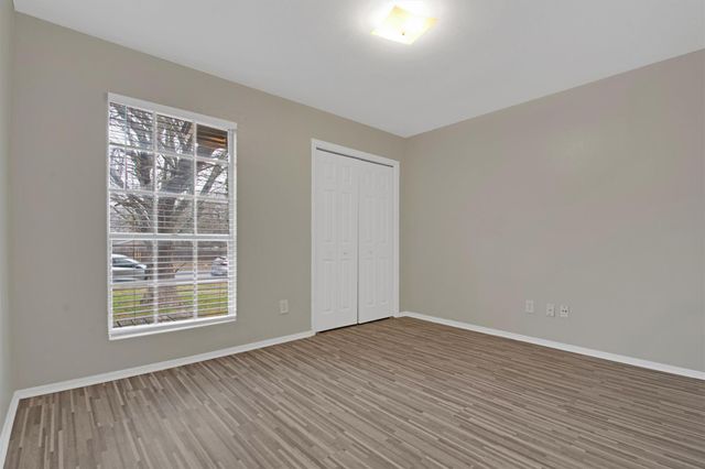 6305 Emerald Forest DR, Austin, TX 78745