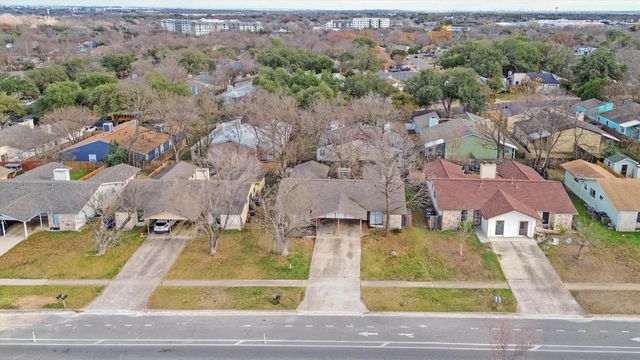 6305 Emerald Forest DR, Austin, TX 78745