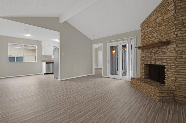 6305 Emerald Forest DR, Austin, TX 78745