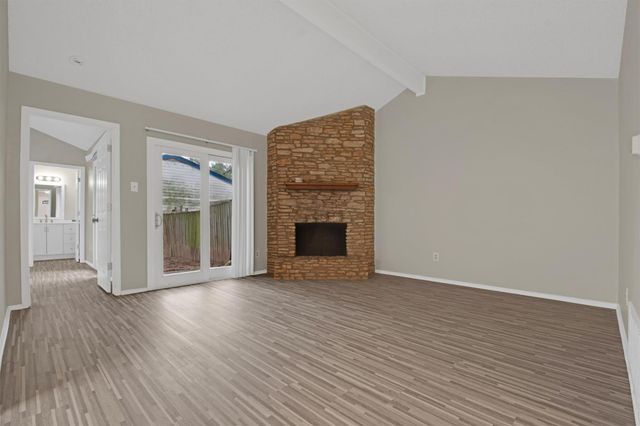 6305 Emerald Forest DR, Austin, TX 78745